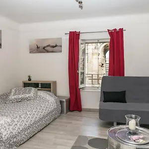  Appartement Avec Vue Sur Les Arénes